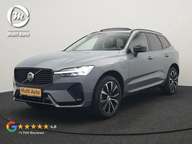 Volvo XC60 T6 AWD Plus Dark PHEV 350pk Dealer O.H. | Trekhaak Af Fabriek | Panodak | 360 Camera | Ad...