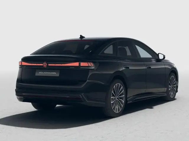 Volkswagen ID.7 Limited Edition Plus 77 kWh accu 286 PK · Achteruitrijcamera · Draadloze telefoonlad...