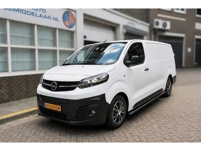 Opel Vivaro-e L3H1 Innovation 75 kWh | 5/26 beurt | SOH 92% | Dodehoek | HUD | Apple | Camera | PDC...