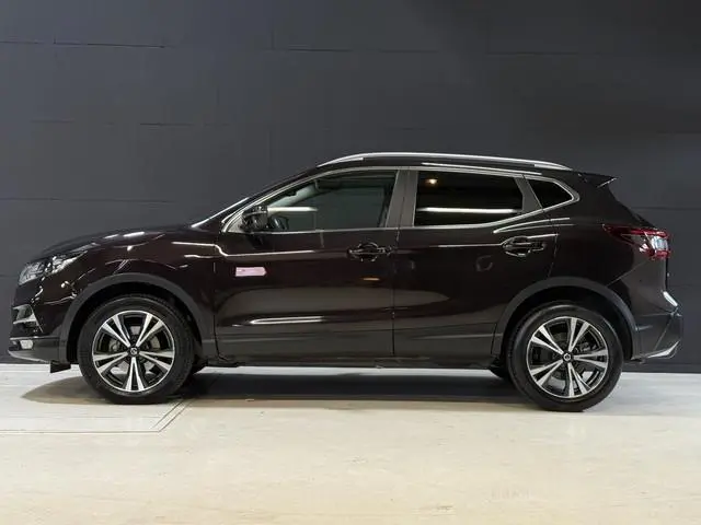 Nissan Qashqai 1.3 DIG-T Design Edition | Panoramadak | Trekhaak | 360 Camera