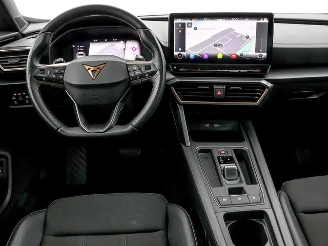 CUPRA Formentor 1.4 TSI e-Hybrid 204pk DSG Essential Limited · Panoramadak · Camera · Elek. Achterkl...