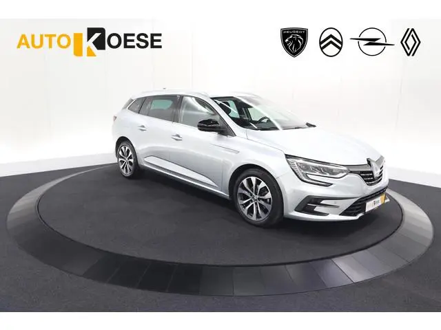 Renault Mégane Estate TCe 140 EDC Techno | Dodehoekdetectie | Camera | 9.3 Inch Grootscherm | Climat...