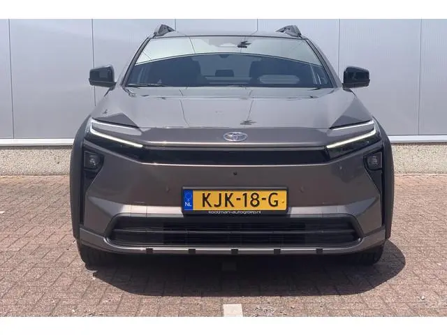 Toyota bZ4X Touring Executive AWD 75 kWh | JBL | Panorama Dak | 360 Camera |