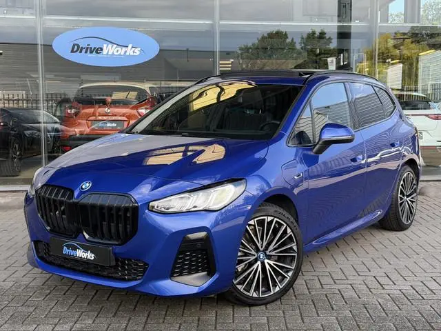 BMW 2-serie Active Tourer | M-sport | 230e xDrive | M | H&K | PANO | Adaptive CC | Elec Stoelen | Tr...