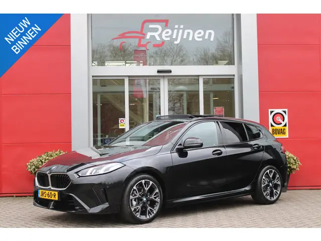 BMW 1-serie 120 170PK M SPORT | PANORAMA SCHUIF/KANTEL DAK | 18" LICHTMETALEN VELGEN | DODEHOEK DETE...