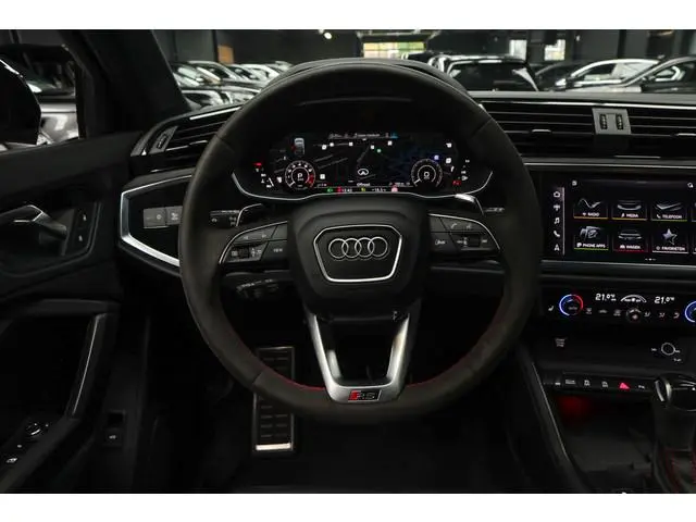 Audi RSQ3