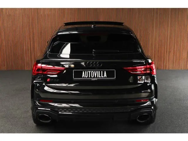 Audi RSQ3