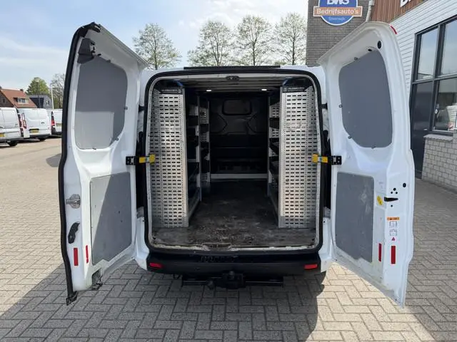 Ford Transit Custom 300 2.0 TDCI 130pk L2H1 Trend / vaste prijs rijklaar € 17.950 ex btw / ingericht...