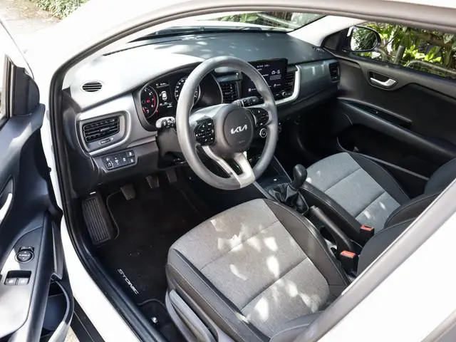 Kia Stonic 1.0 T-GDi MHEV ComfortLine 1e-Eig. & Keurig-Onderh. BOVAG-Garantie. NL-Auto.