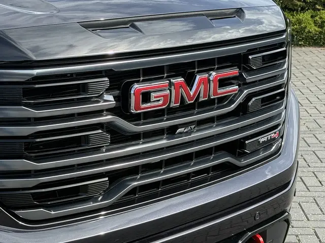 GMC Sierra