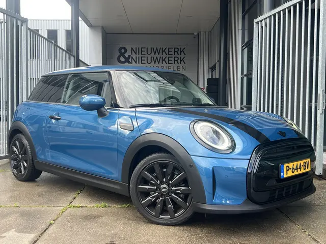 MINI Mini 1.5 Cooper Business Edition | AUTOMAAT | CARPLAY/ANDROID | HEAD-UP DISPLAY | NAVI | CAMERA...