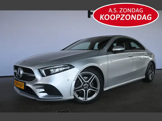 Mercedes-Benz A-klasse 180 Business Solution AMG Automaat Navigatie Widescreen Stoelverwarming Inrui...
