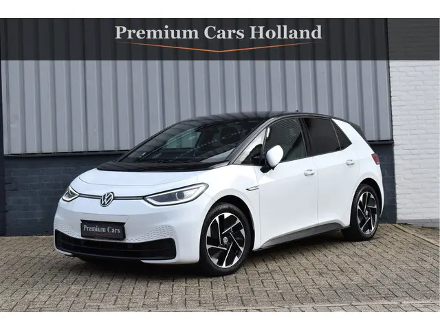 Volkswagen ID.3 Pro 58 kWh 204 Pk IQ Lights ACC Camera Keyless Full Led 18 Inch