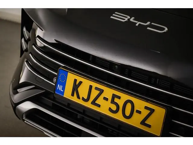 BYD SEAL U