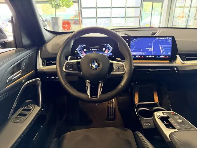 BMW X1 sDrive18i M-Sport Shadow Line Camera | Stoelverwarming | Carplay/Android