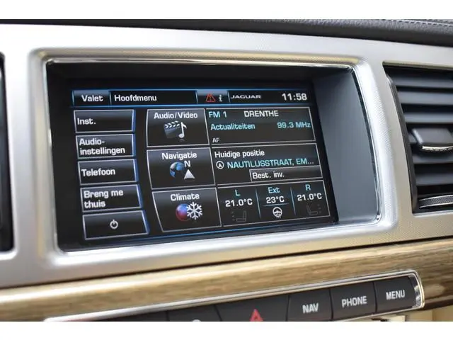 Jaguar XF