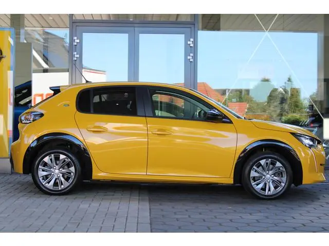 Peugeot e-208 EV Active Pack 50 kWh 92% SOH | Cruise control | Airco | 