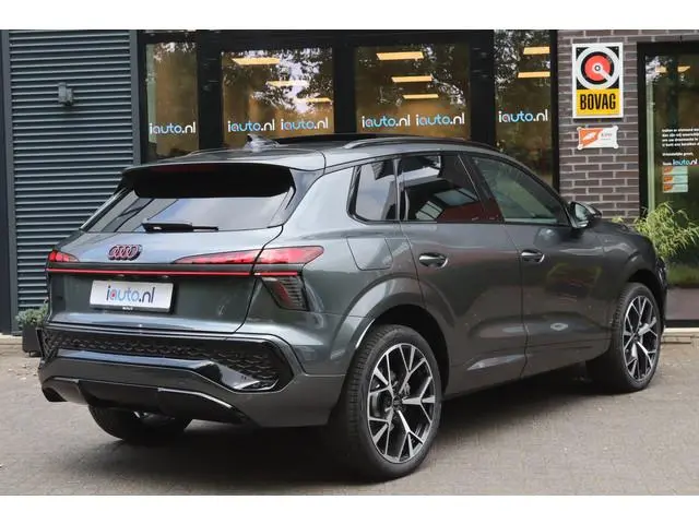 Audi Q3 1.5 200kW 272pk e-hybrid S-Line Pano/Leder/Tech Plus/Matrix LED/Camera/Elek-klep/Keyless/20"...