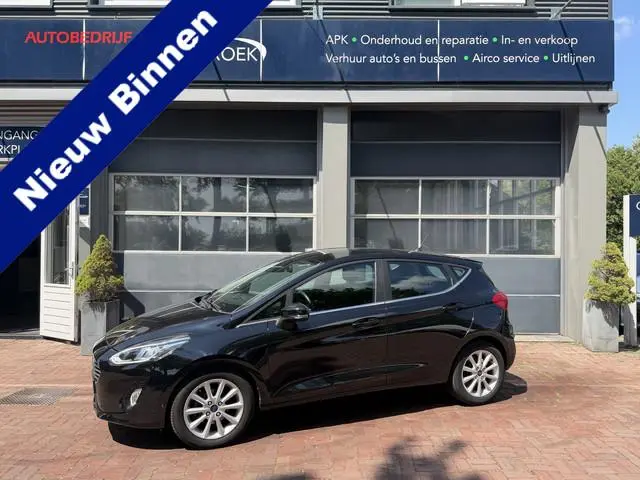 Ford Fiesta 1.0 EcoBoost Titanium 4-2018 • 74 kW / 101 PK • Benzine • Automaat • Stoel & Stuurverwar...