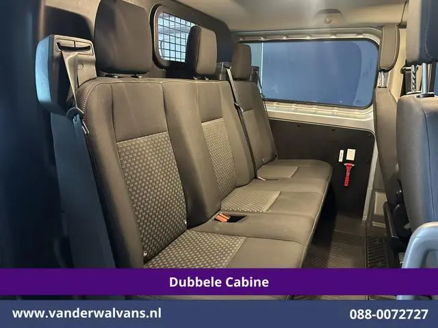 Ford Transit Custom 2.0 TDCI 131pk L2H1 Dubbele Cabine Euro6 Airco | 5-Zits | Camera | Apple Carplay...