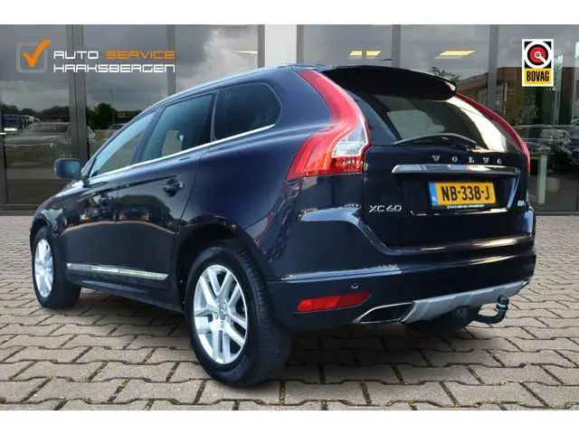 Volvo XC60 2.0 T5 FWD Polar+ | Trekhaak | Pano | Camera |