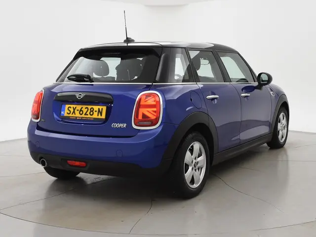 Mini Mini 1.5 COOPER SALT 5-DEURS AUT. *STARLIGHT BLUE* + LED / AIRCO