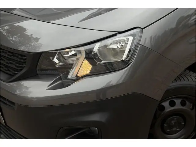 Peugeot Partner 1.5 BlueHDI | BPM VRIJ | Stoelverwarming | 3-Zits | Airco | Navi | PDC V+A