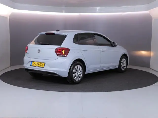 Volkswagen Polo 1.0 TSI Comfortline 95 pk | Navigatie | Parkeersensoren | Adaptieve cruise control |...