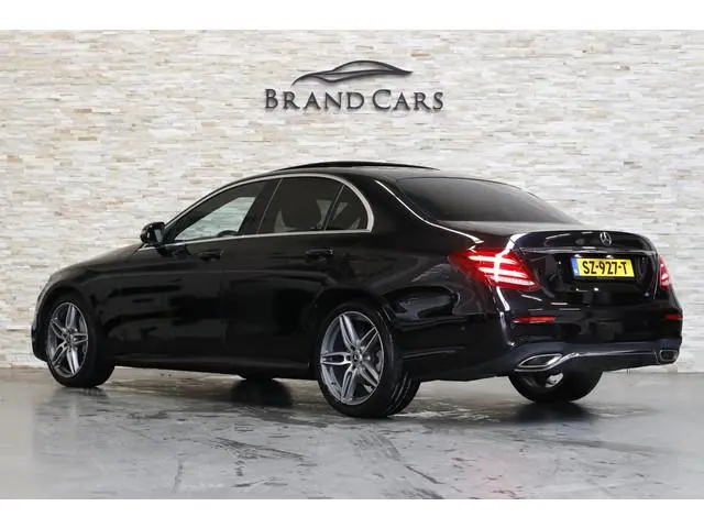 Mercedes-Benz E-klasse 200 AMG | PANO | SFEERVERLICHTING | CAMERA | NAP | NL AUTO |