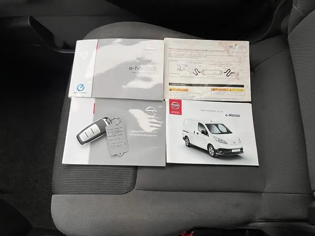 Nissan NV200