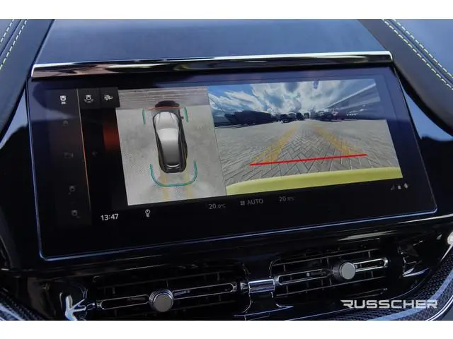 Aston Martin DBX