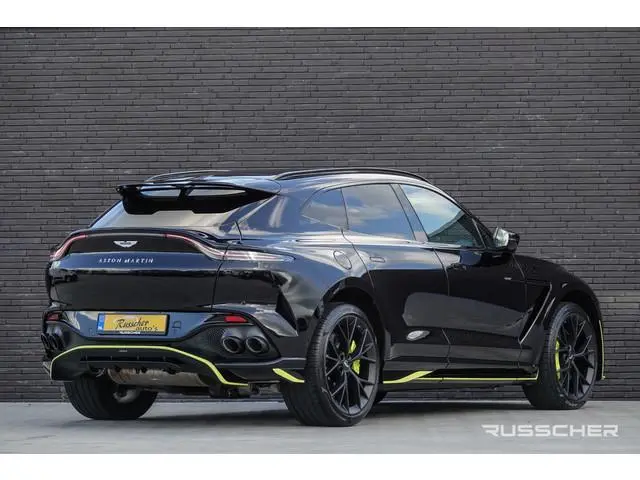 Aston Martin DBX