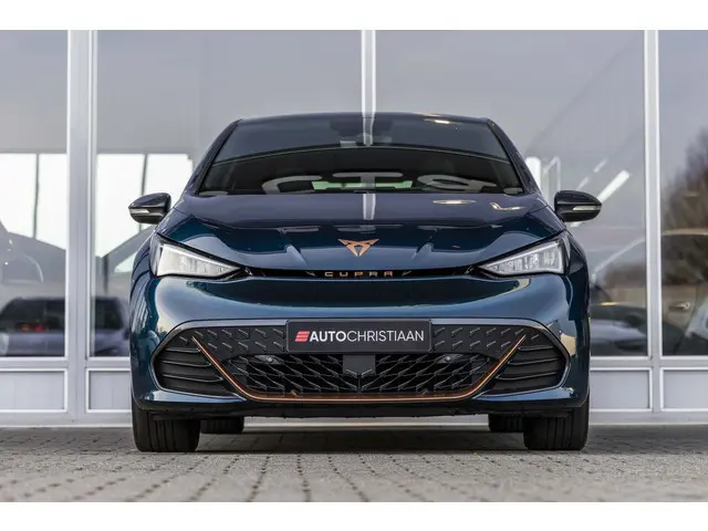CUPRA Born Performance One 62 kWh | 92% SOH | NL Auto | Massage stoelen