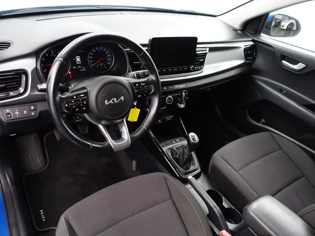 Kia Rio 1.0 T-GDi MHEV DynamicLine- Xenon Led, Park Assist, Dynamic Select, Lane Assist, Clima