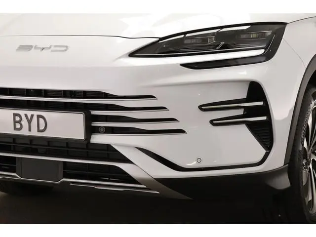 BYD SEAL U
