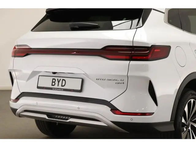 BYD SEAL U