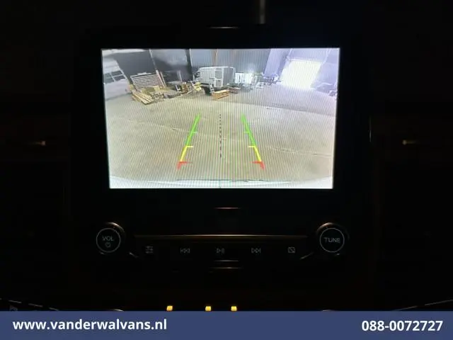 Ford Transit 2.0 TDCI 131pk L3H2 Euro6   Airco | Camera | Navigatie | Apple Carplay | LED | Cruiseco...