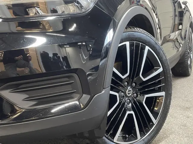 Volvo XC40 1.5 T4 Plug-in hybrid Ultimate Bright Sunroof/ Adapt. Cruise/ Leer/ Camera/ Harman Kardon