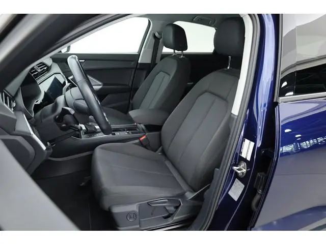 Audi Q3 Sportback 45 TFSI e S Line | Elek. Trekhaak | Camera | 20'' | Adapt. Cruise | NAV + CarPlay...