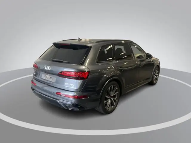 Audi Q7 60 TFSIe 462pk S-tronic Quattro Pro Line S Comp. · 360 Camera · Leder Valcona · Inklap. Trek...