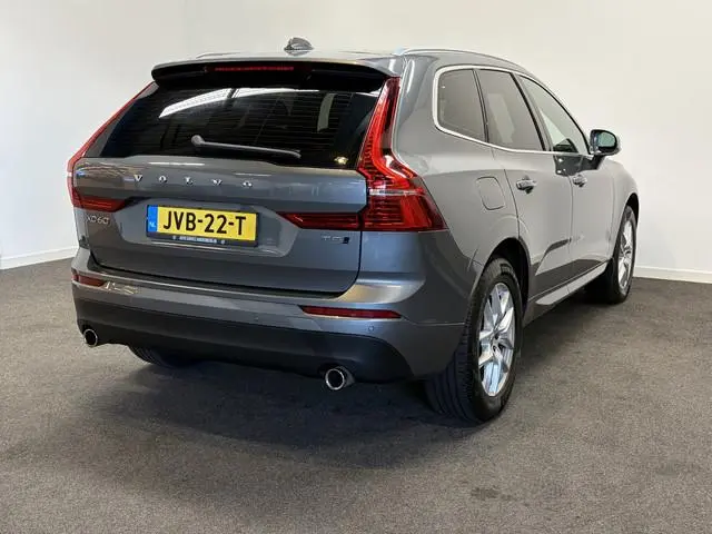 Volvo XC60 2.0 T5 250pk AUT8 AWD Momentum Trekhaak 2400kg/ Adapt. Cruise/ Leer/ Stoel en Stuur verw....