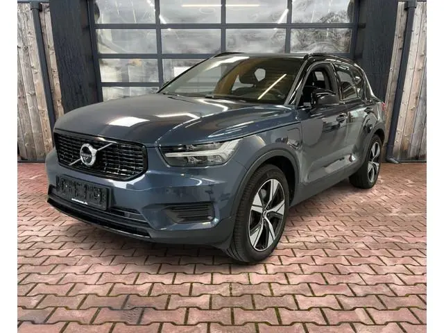 Volvo XC40 1.5 T4 Recharge R-Design PHEV | LED | Trekhaak | 360 camera | Elek. stoelen + mermory | S...