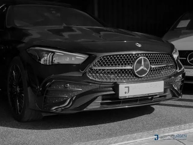 Mercedes-Benz GLC-klasse 300e 4M | Distronic Plus | Elektr. Pano Dak | Stoelventilatie | 360* Camera...