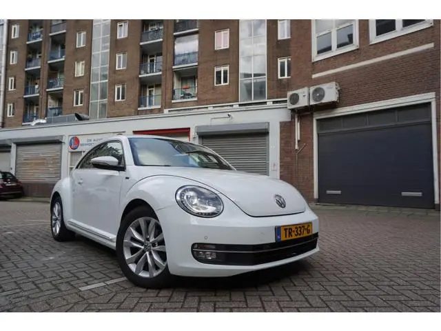 Volkswagen Beetle 1.2 TSI Exclusive Allstar | LEER | NAVI | XENON + LED | Parkeersensoren voor en ac...