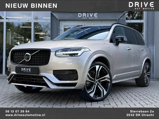 Volvo XC90 2.0 T8 Plug-in hybrid AWD Plus Dark 7P|B&W|360CAM|Pilot Assist|Trekhaak|22"