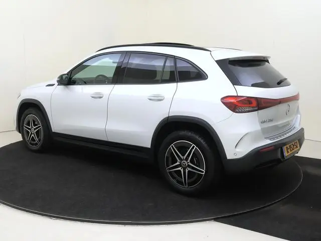 Mercedes-Benz EQA 250 Business Solution AMG 67 kWh