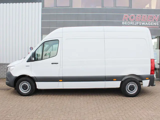 Mercedes-Benz eSprinter
