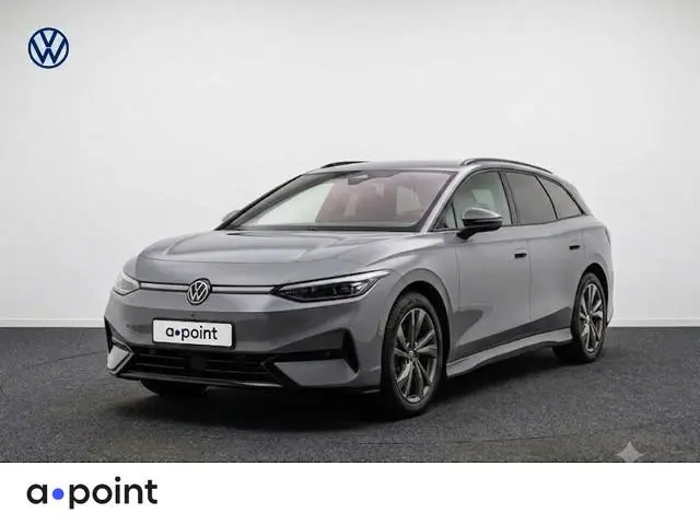 Volkswagen ID.7 Limited Edition Plus 77 kWh accu 210 kW / 286 PK V / Trekhaak / Massage / 360 graden...