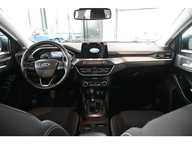 Ford Focus 1.0 EcoBoost Titanium Business Clima Navigatie Stuur/Stoelverwarming Rijklaarprijs! Inrui...