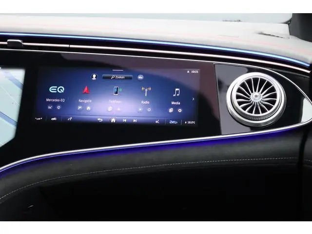 Mercedes-Benz EQS